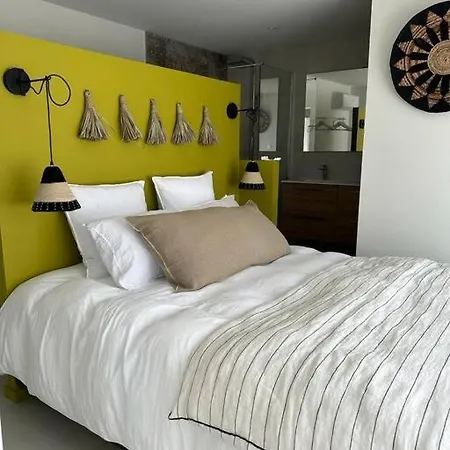 Avec Piscine Loft וילה